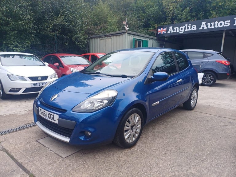 2011 Renault Clio 1.2 16V I-Music 3dr HATCHBACK PETROL Manual