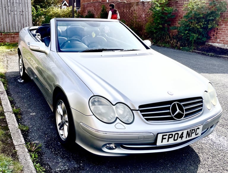 Mercedes-Benz, CLK, Convertible, 2004, Semi-Auto, 2597 (cc),2 doors - Image 3