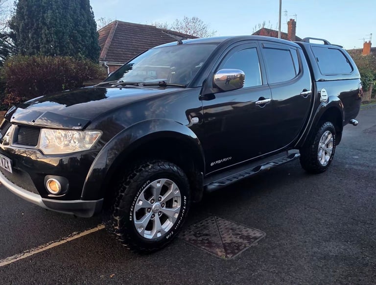 Mitsubishi l200 barbarian 2.5Di-D manual 