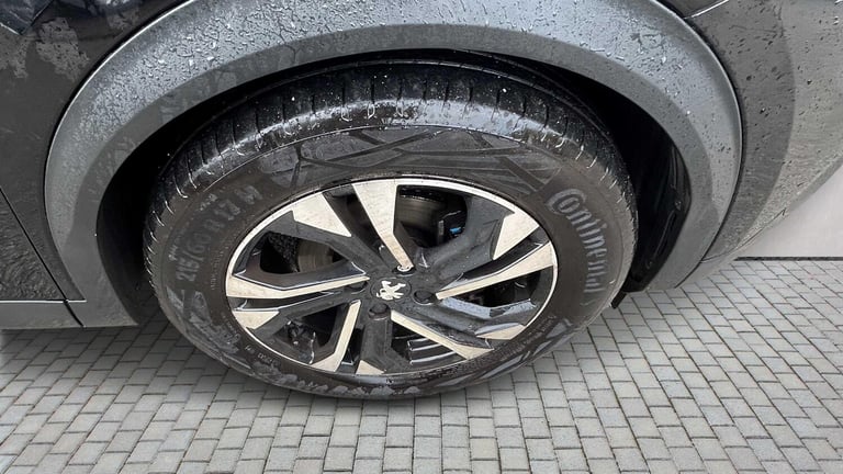 2022 Peugeot 2008 1.2 PureTech Allure Premium 5dr Estate Petrol Manual