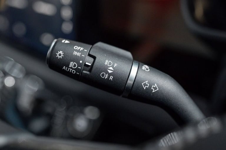 2023 Land Rover Defender 3.0 D300 MHEV X-Dynamic HSE SUV 5dr Diesel Auto 4WD Euro 6 (s/s) (300 ps...