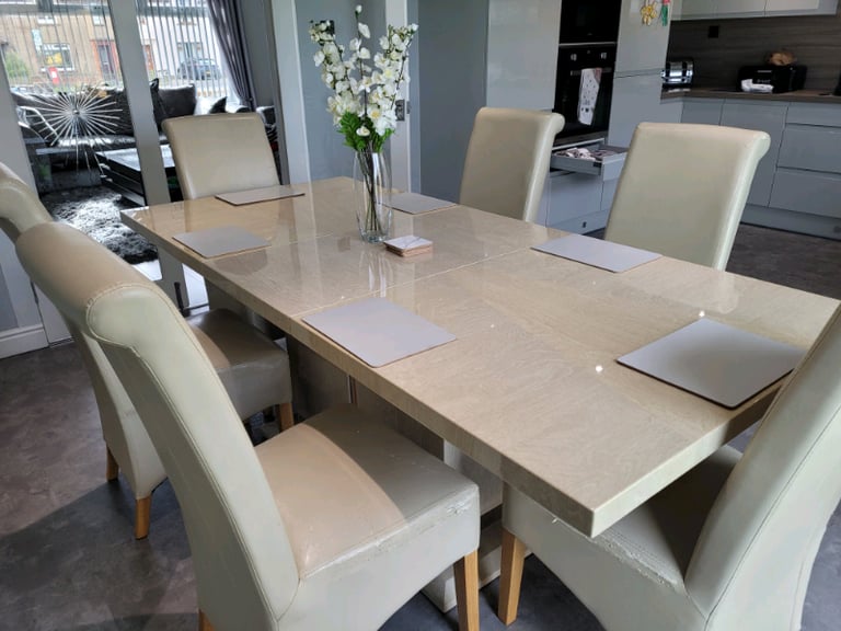 Large gloss dining table and free chairs