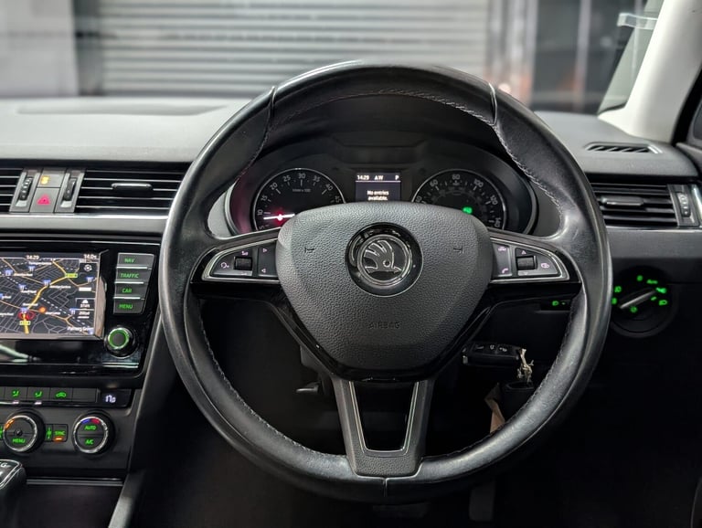 2016 Skoda Octavia 2.0 TDI SE L Hatchback 5dr Diesel DSG Euro 6 (s/s) (150 ps) HATCHBACK Diesel A...
