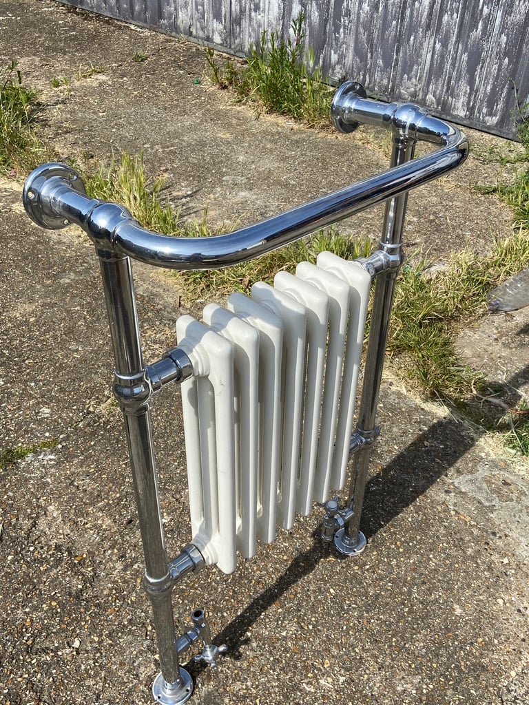 Victorian style radiator