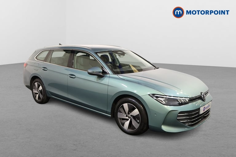 image for 2025 Volkswagen Passat 1.5 TSI eHybrid Life 5dr DSG ESTATE PETROL/ELECTRIC Automatic