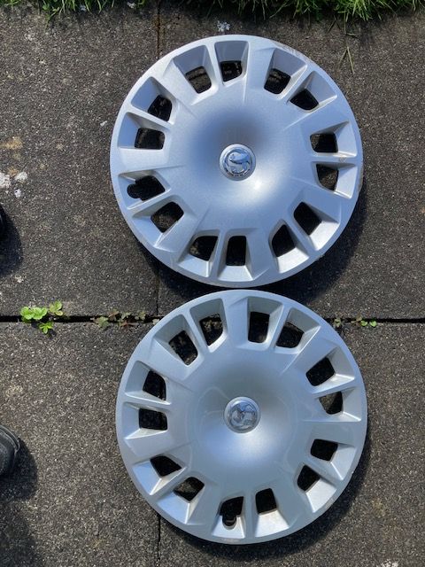 image for Vauxhall Combo – wheel trims – 2No Part number – YP00113080 