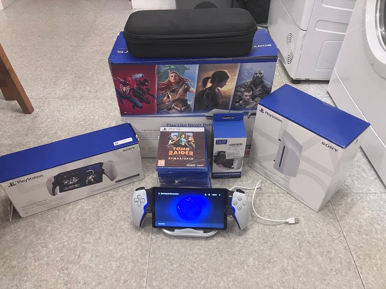 Ps5 with controller + ps5 portal