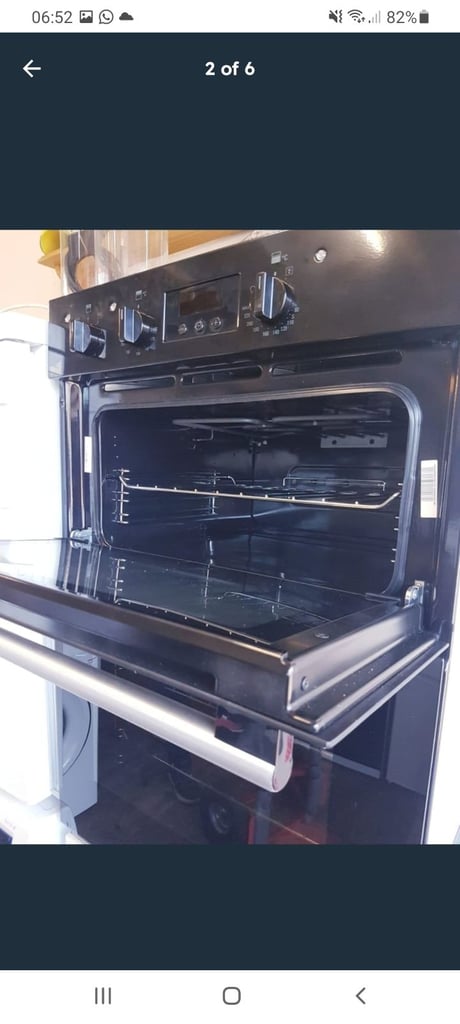 Hotpoint black electric built in oven almost new free delivery could connect it  