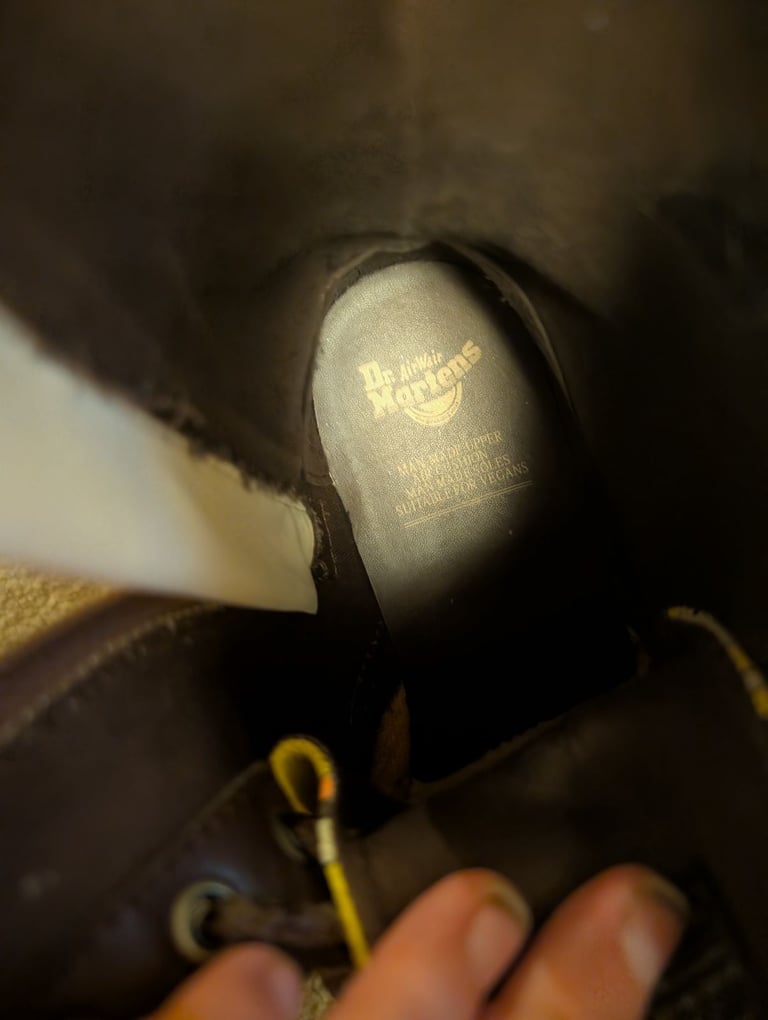 image for Dr martens vegan jordan size uk 9