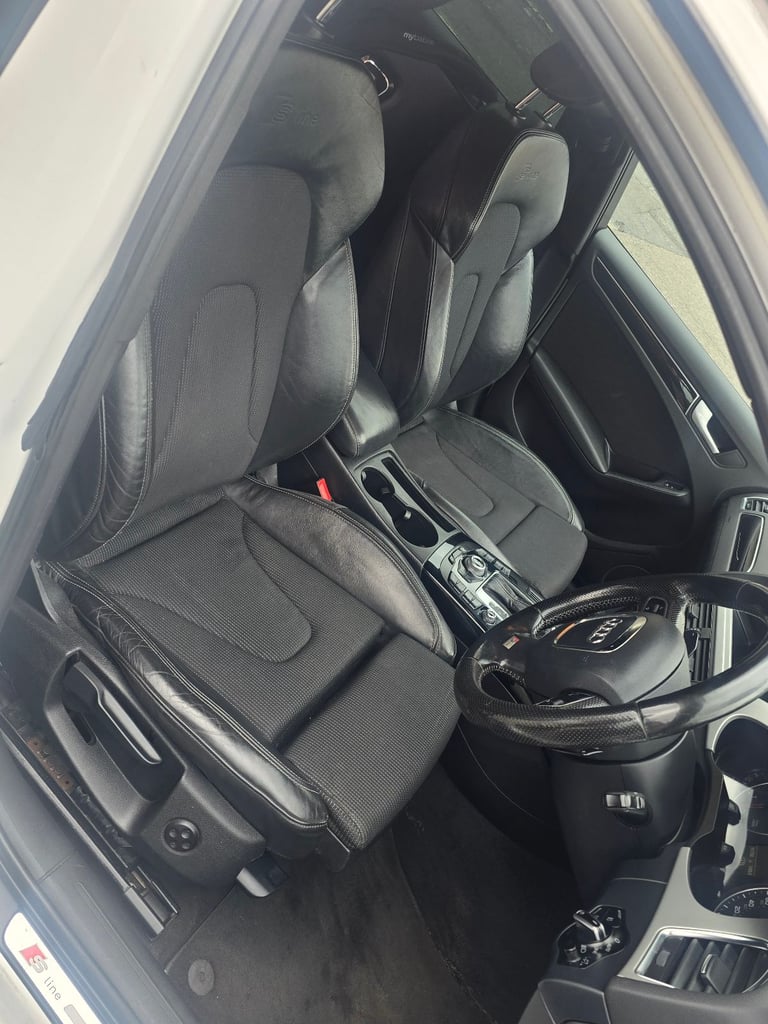 Audi A4 2.0 TFSI Black Edition S Tronic Quattro S Line (2011)