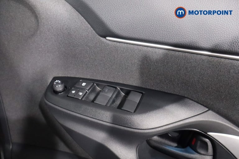 2023 Toyota Yaris Cross 1.5 Hybrid Design 5dr CVT Estate Hybrid Automatic