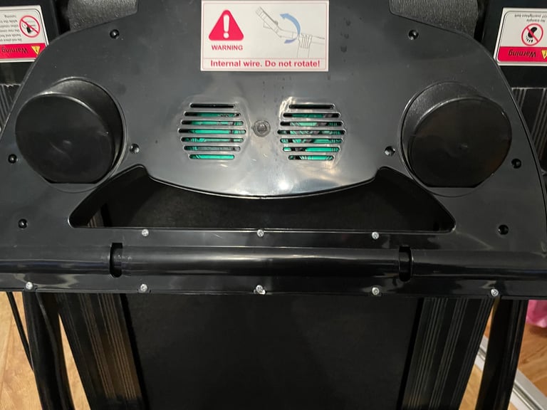 NERO SPORTS NS 105 BT Treadmill /Running machine