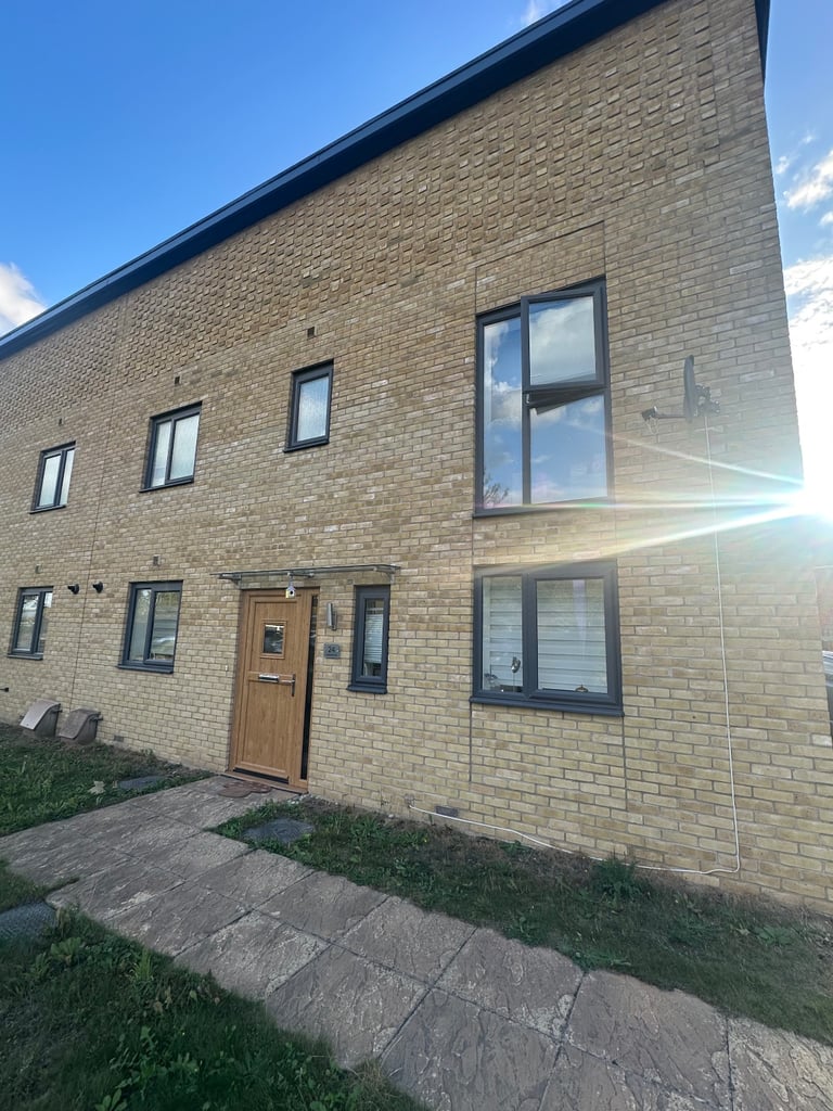 3-bedroom House in Lakeside RM20 3BH