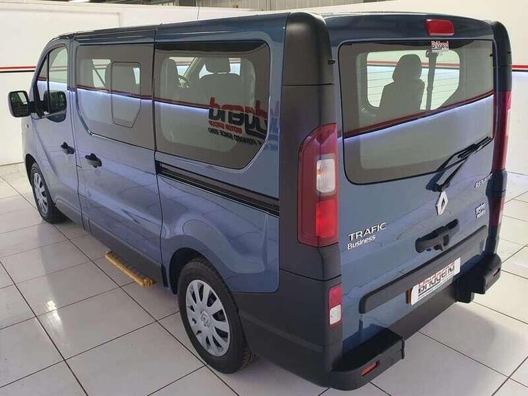 2021 Renault Trafic 2.0 dCi ENERGY SL28 Business 7 Seats 5dr MPV Diesel Manual
