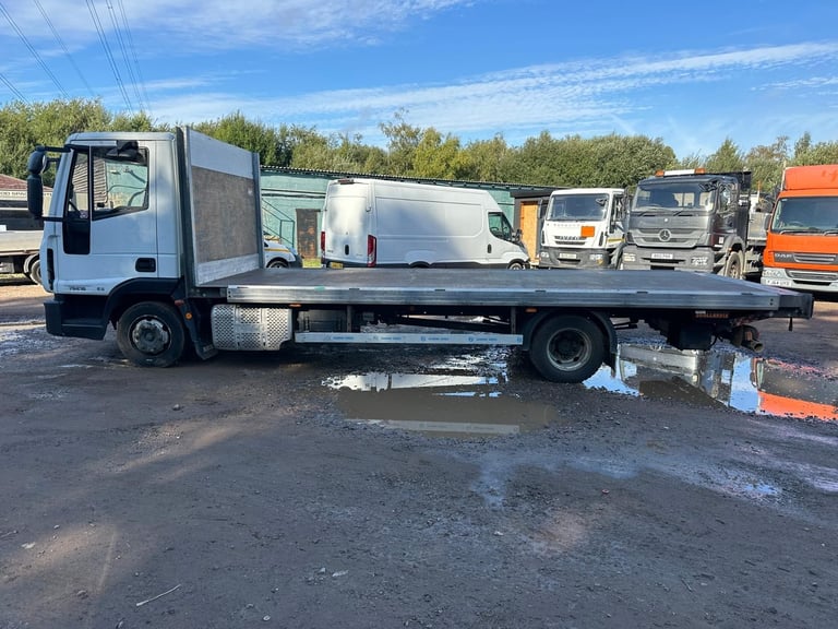 Iveco Eurocargo 75E16 2016 7.5 ton flat bed truck Manaul EURO 6 
