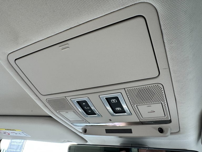 2021 Land Rover Defender 2.0 P300 HSE 90 3dr Auto [6 Seat] Estate Petrol Automatic