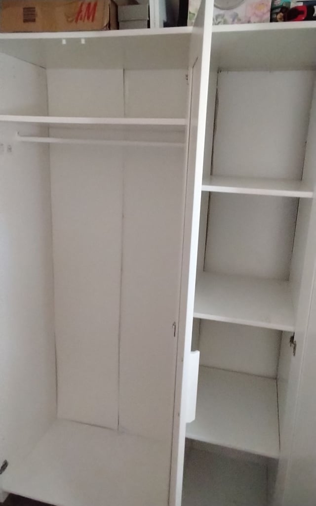IKEA BRIMNES Wardrobe with 3 doors, mirror, white, 117x190 cm
