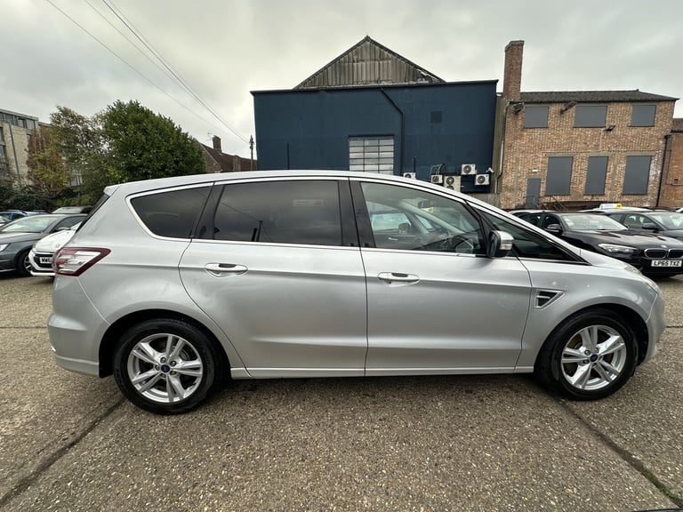 FORD S-MAX 2.0 TDCi Titanium 2016