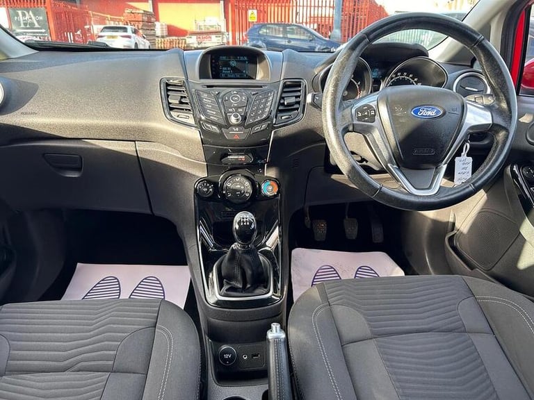 2014 Ford Fiesta 1.25 82 Zetec 5dr HATCHBACK PETROL Manual