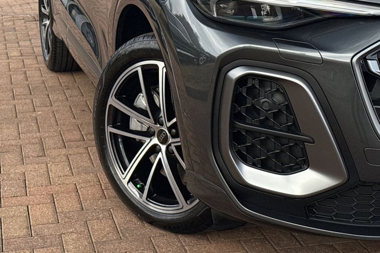 2025 Audi Q5 2.0 TDI S line S Tronic quattro Euro 6 (s/s) 5dr SUV Automatic