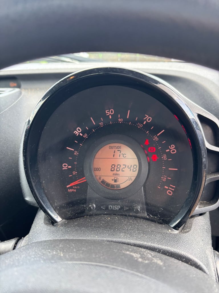 Citroen, C1, Hatchback, 2015, Manual, 998 (cc), 3 doors