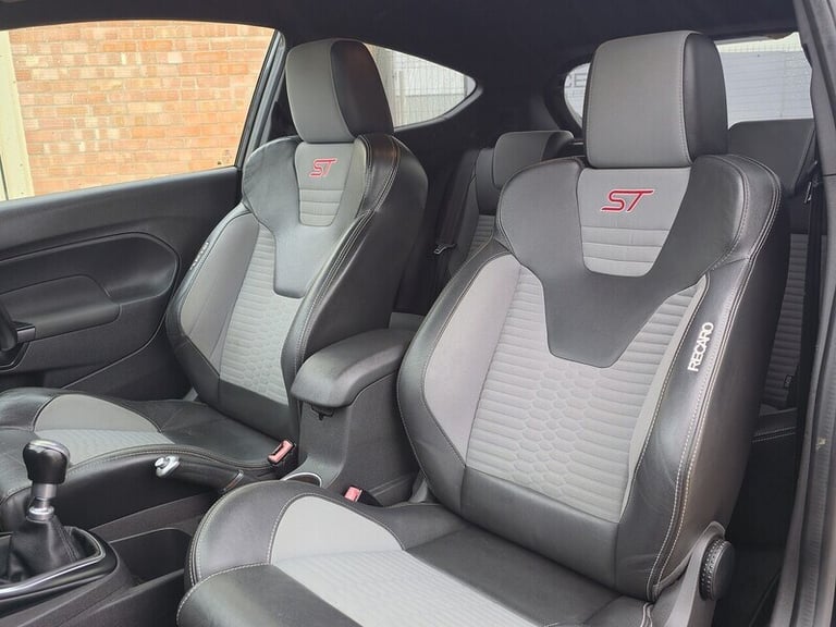 2015 Ford Fiesta T EcoBoost ST-3 Hatchback Petrol Manual