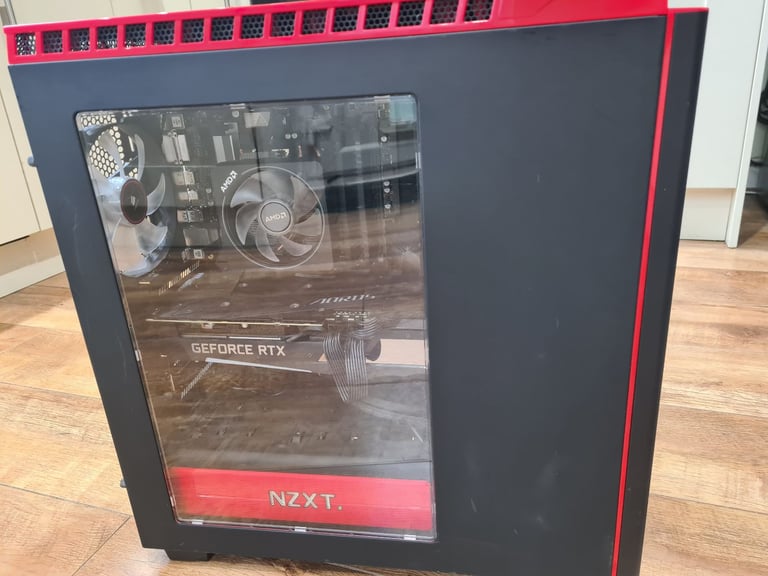 Gaming PC: Geforce RTX 3070, Ryzen 7 3800X, 32Gb RAM