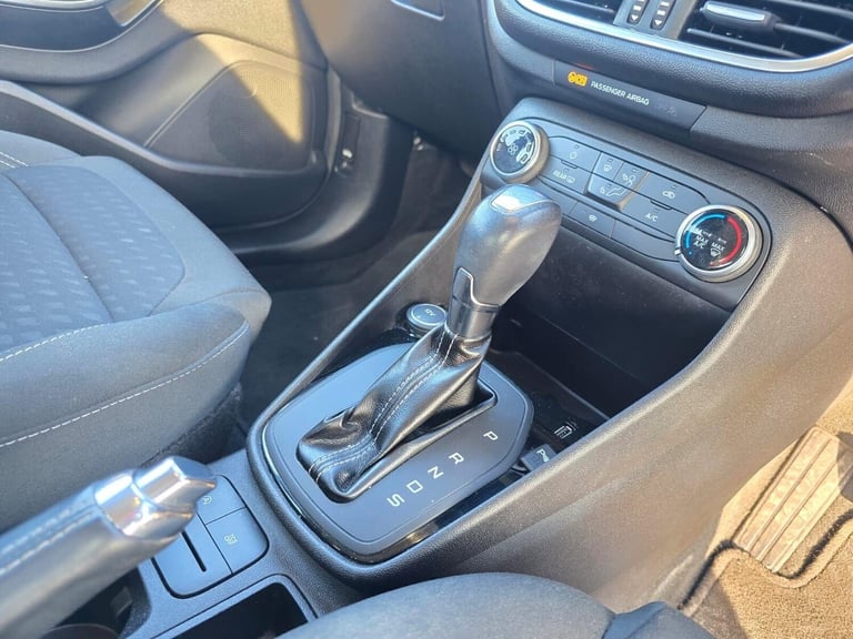 2018 Ford Fiesta 1.0T EcoBoost Zetec Auto Euro 6 (s/s) 5dr Hatchback Petrol Automatic