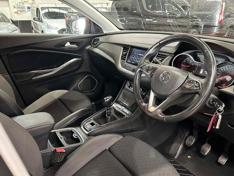 2019 Vauxhall Grandland X 1.2 Turbo Business Edition Nav SUV 5dr Petrol Manual Euro 6 (s/s) (130 ...
