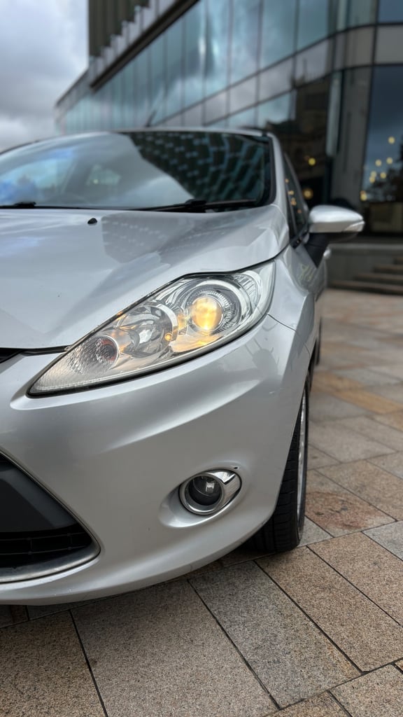 Ford, FIESTA, Hatchback, 2012, Manual, 1242 (cc), 5 doors