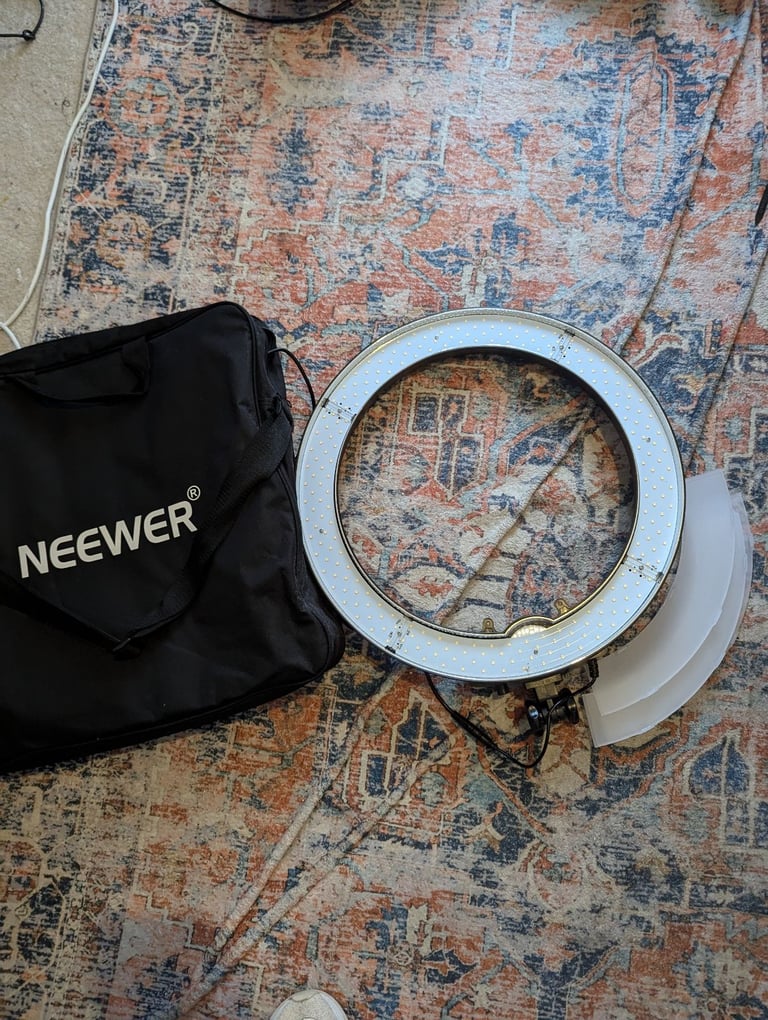 image for Ring light neewer 18" led 10048