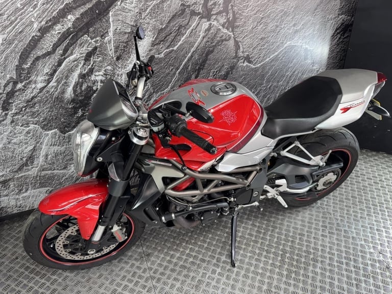 MV AGUSTA BRUTALE 1090 RR 1090RR 2010