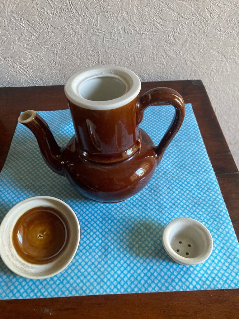 Vintage  chimney teapot - Reasonable offers accepted 