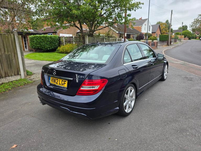 2012 Mercedes-Benz C-Class C220 CDI BlueEFFICIENCY Sport 4dr Auto SALOON Diesel Automatic