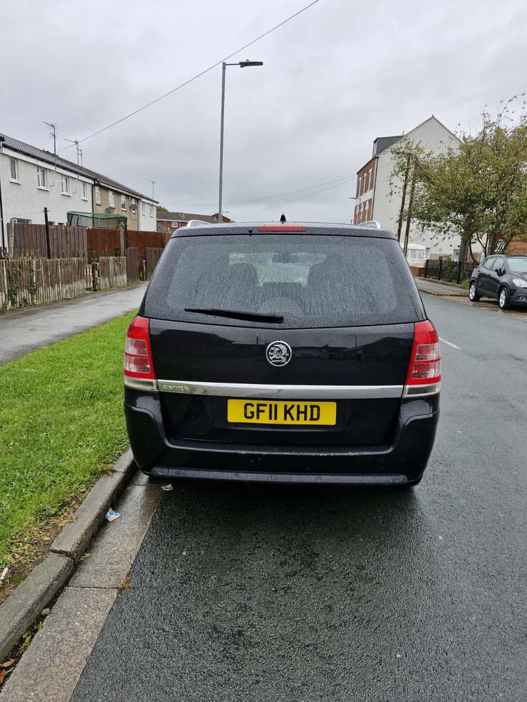 Vauxhall, ZAFIRA, MPV, 2011, Manual, 1686 (cc),5 doors - Image 13