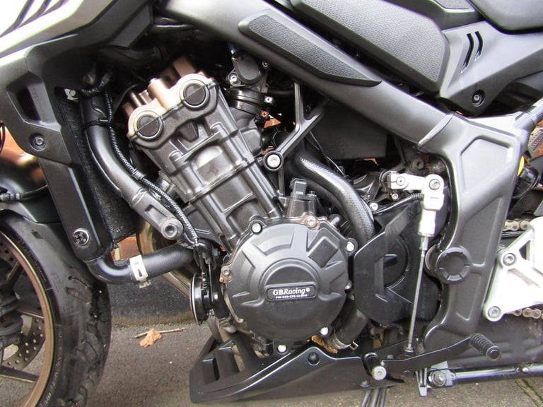 HONDA CB 650 R FANTASTIC CONDITION , FULL HONDA HISTORY, GB RACING COVERS, 2021
