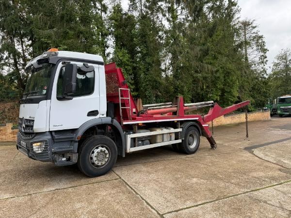 Mercedes 1824 Arocs Hyvalift Skip Loader Extendable Arms