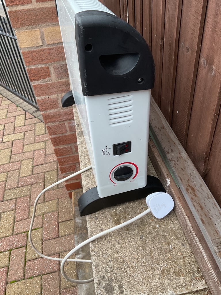2 k w convector heater fully working two settings 