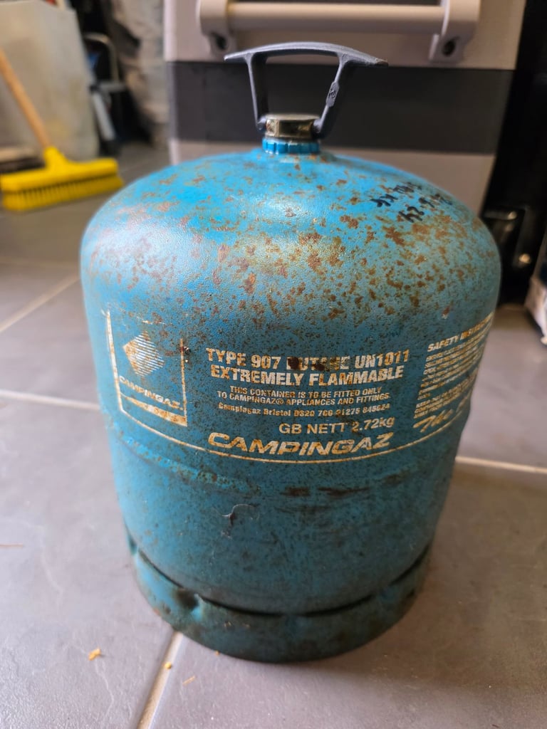 image for Campingaz 907 Gas Bottle nearly full