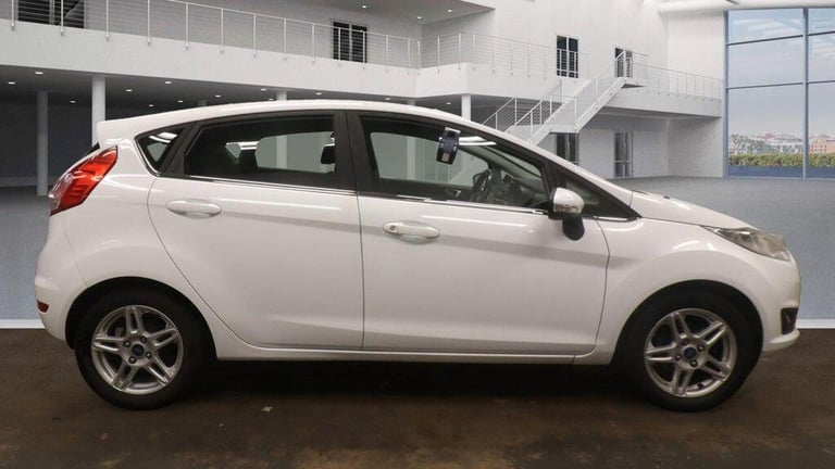 2013 Ford Fiesta 1.0 EcoBoost Zetec 5dr HATCHBACK PETROL Manual