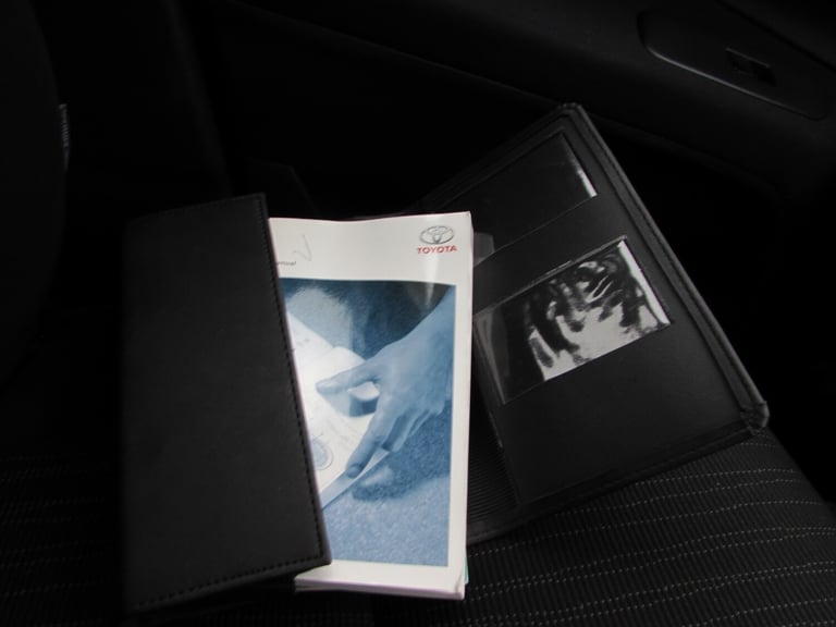 2009 Toyota Auris 1.33 Dual VVTi T3 5dr HATCHBACK Petrol Manual