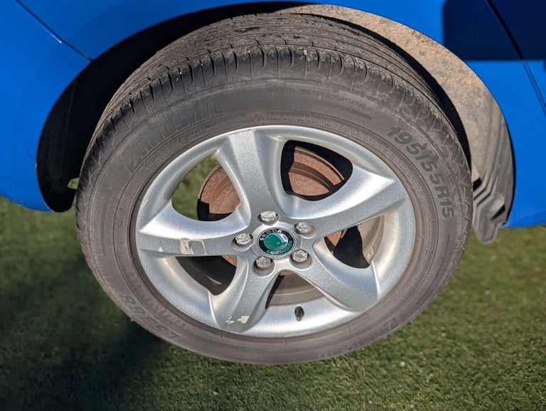 2009 Skoda Fabia 1.2 HTP 12V 2 5dr HATCHBACK Petrol Manual