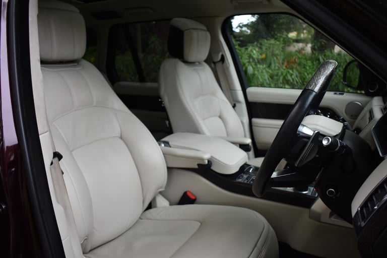 2019 Land Rover Range Rover V8 AUTOBIOGRAPHY+Top of the range model! Estate Petrol Automatic