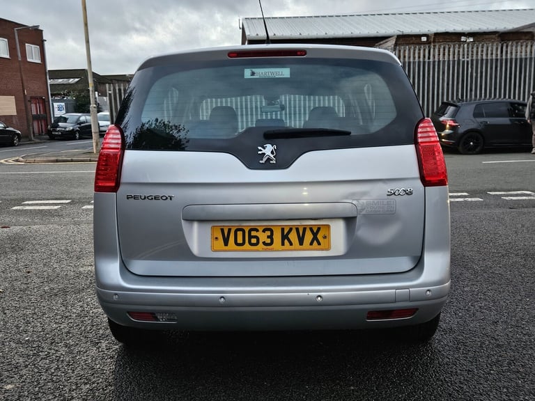 2013 Peugeot 5008 1.6 HDi 115 Active 5dr MPV Diesel Manual