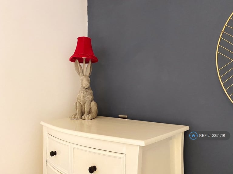 2 bedroom flat in The St. George Building, Leeds, LS1 (2 bed) (#2251791)