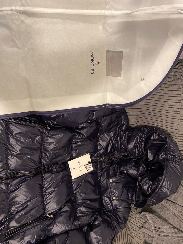 Moncler Jacket Men’s Women’s Size 3 