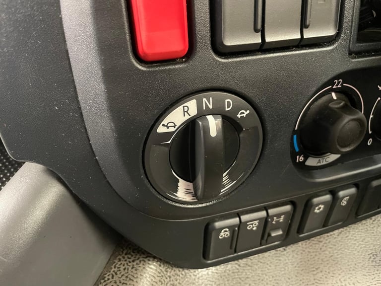 DAF CF290 *EURO 6*, 6X2 26 TONNE INSULATED FRIDGE/FREEZER 