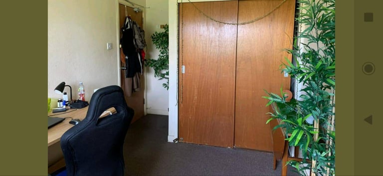 Double room available 