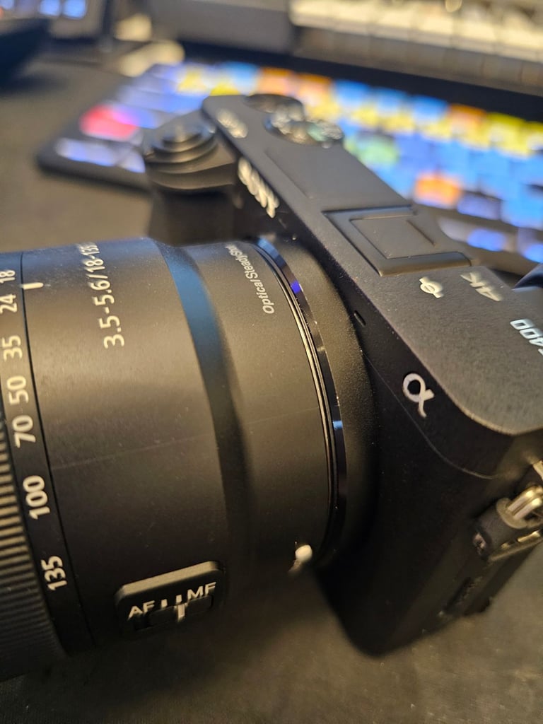 Sony a6400 mirrorless canera with 18 to 135mm lens