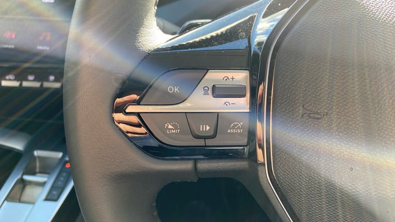 2024 Peugeot 308 SW 1.2 PureTech Allure Estate 5dr Petrol EAT Euro 6 (s/s) (130 ps) Estate Petrol...